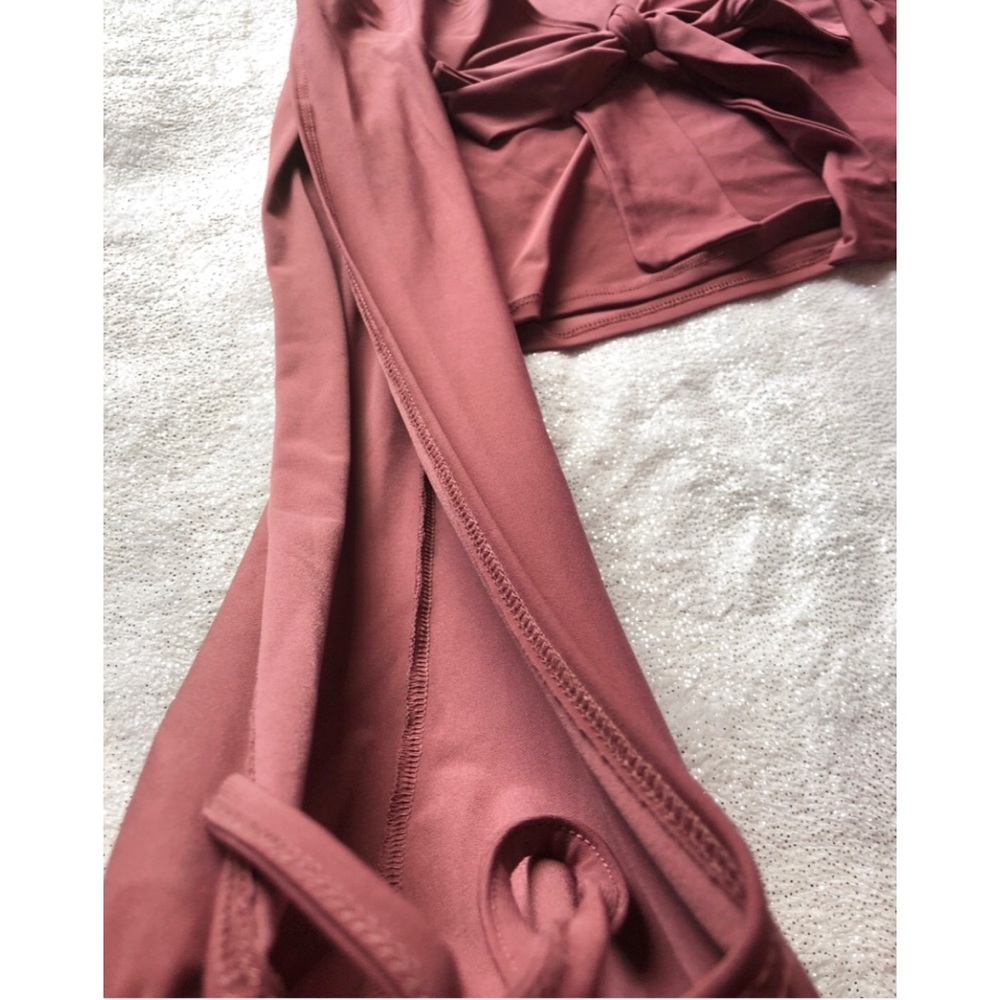 Fashion Nova Mauve Mid Crop Top - Picture 3 of 3